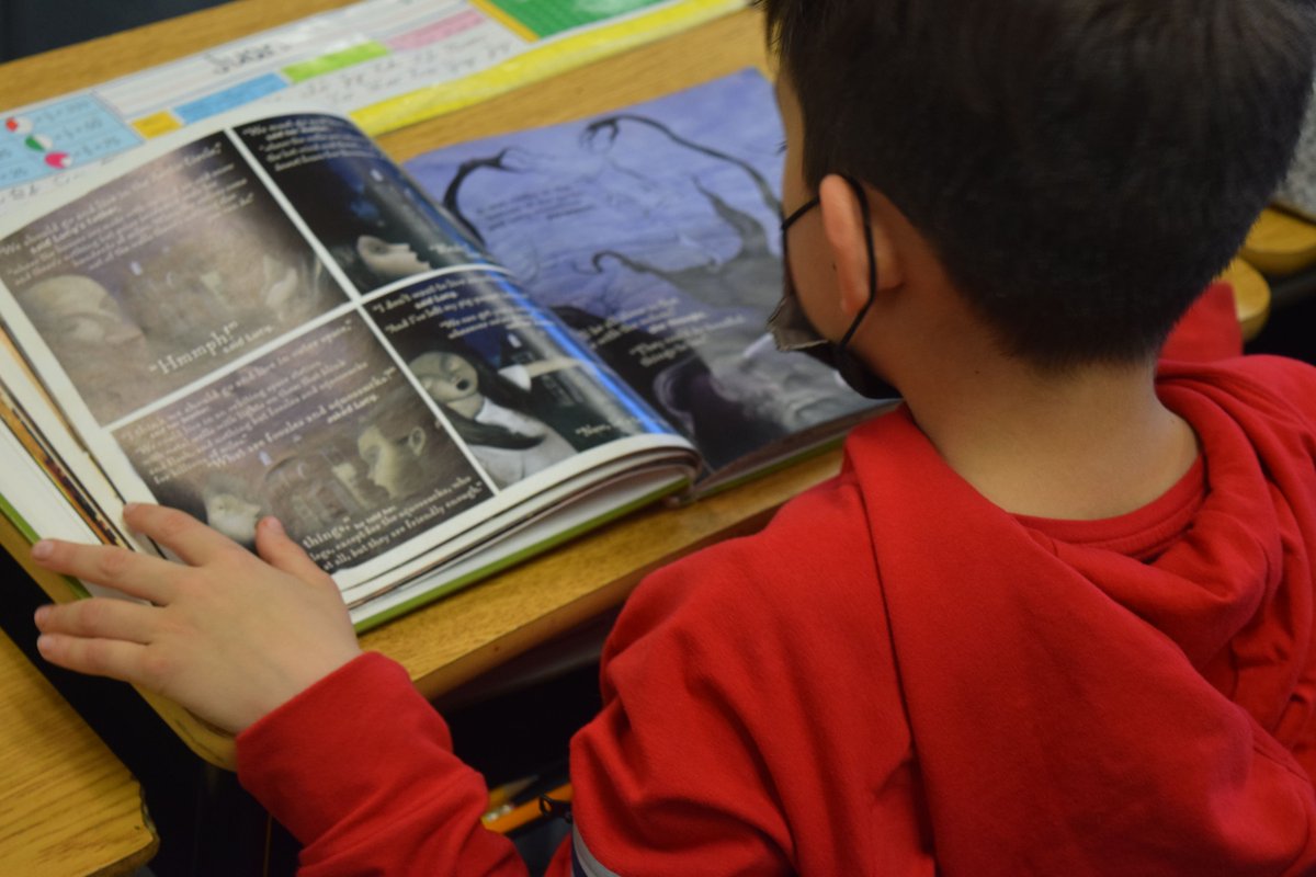CartwrightSD's tweet photo. So great to see scholars in the classroom once again! We're looking forward to an amazing 2022 and great second half of the 2021-2022 school year! #oneteamunafamilia https://t.co/30imdBxki2