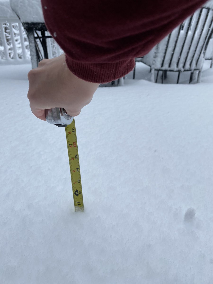 MeganClarkPHI's tweet photo. @dougkammerer 10-11” in Huntingtown, MD! Lost power for 3.5 hrs, but sending a huge thank you to @somdelectric for restoring us! Stay safe! https://t.co/CUlOB8zvWn