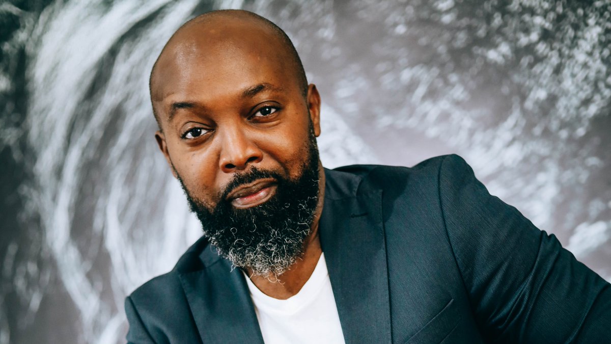 Nascido em Angola, Jorge Melo inicia 2022 em parceria com a Nova Fase para o streaming

Leia a matéria em facebook.com/NovaFasePraVc/…

#NovaFasePraVc #JorgeMelo #BemVindo #PlataformasDigitais #Streaming