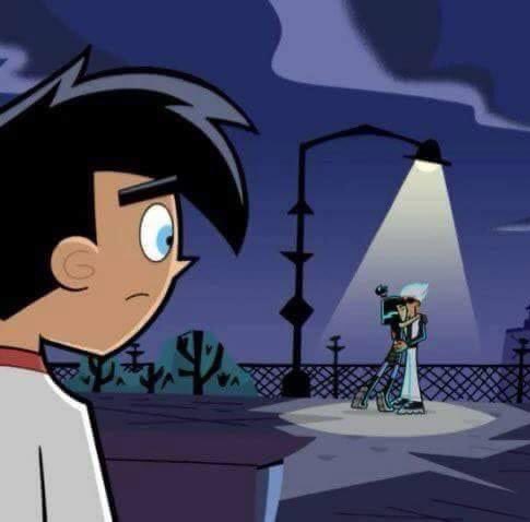 t h é o 🇭🇰 tweet media