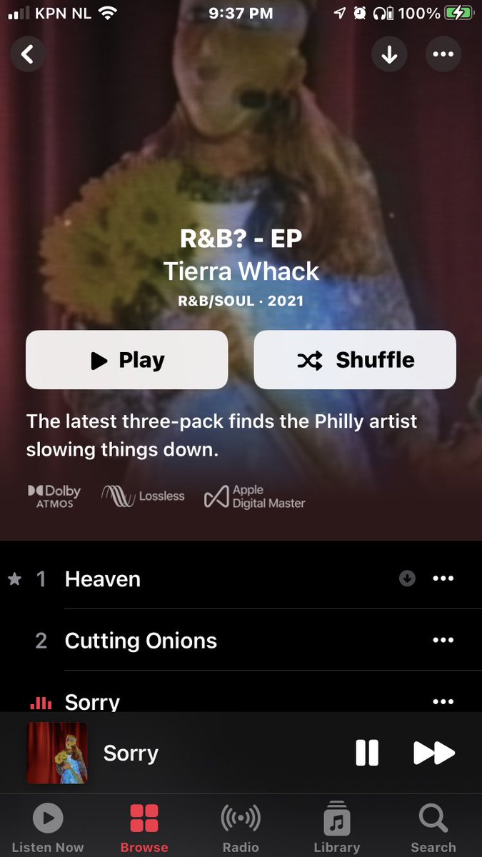 milesapollo's tweet photo. @TierraWhack so apple just says she “slowed it down”?? !!! Yoooo she is spilling her heart out about ppl gone and lost which we all can relate too ! Beautiful and relatable especially about a passed away grandma ! https://t.co/68iEKj4NL7