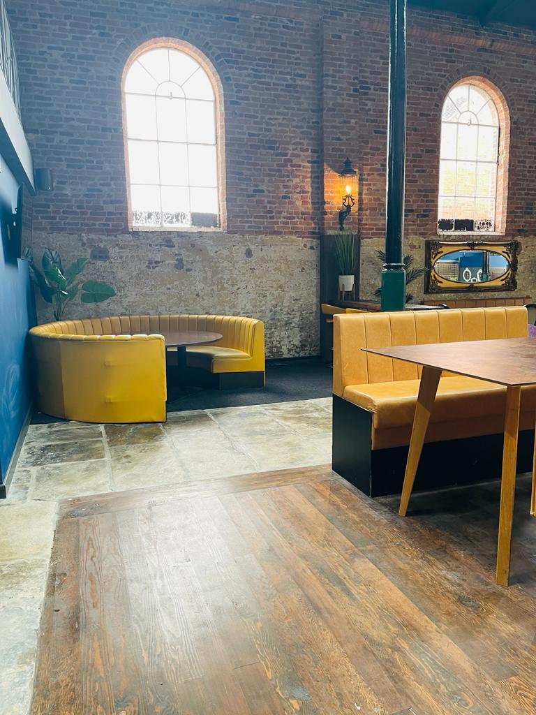 jthomasbuildltd's tweet photo. Society Public House, Newport - Strip out of redundant market hall - installed mezzanine floor - sympathetically converted listed building into industrial themed bar/restaurant 🍸🥂 #newport https://t.co/h7XZbB0tr0