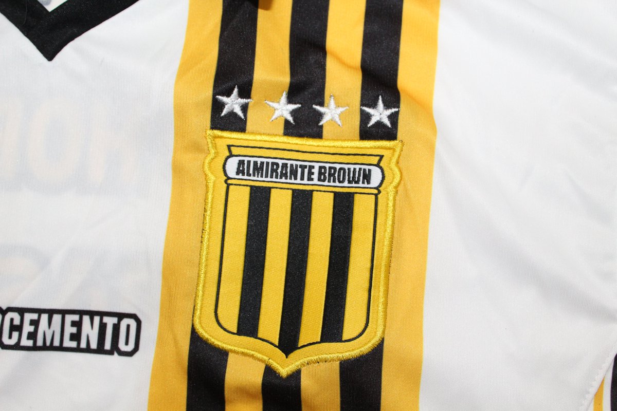 casacastan's tweet photo. Camiseta de Almirante Brown en venta. Más info 👇
https://t.co/eUNLm4V3eh https://t.co/iYxxUTfKP9