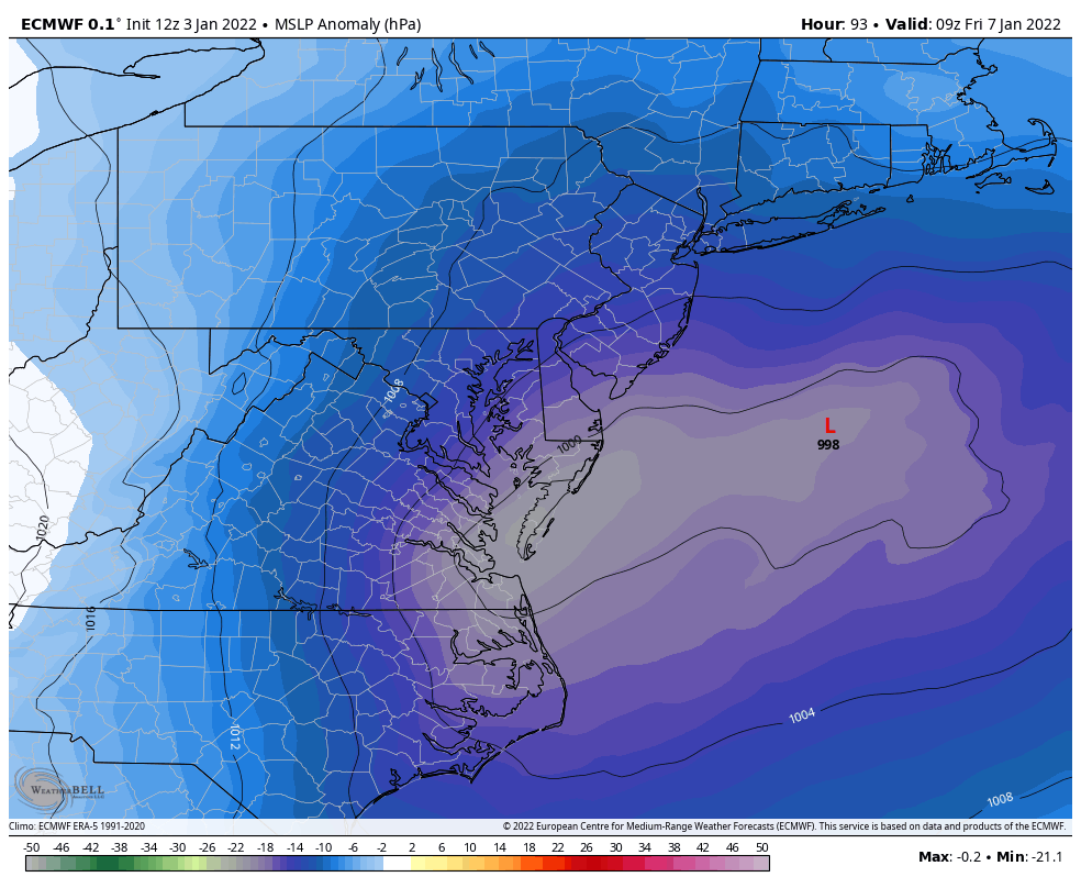 MatthewCappucci's tweet photo. Yay! More snow! 

Don't look now, but models are indicating the potential for some snow on Friday. Ignore specific amounts – we'll be windshield-wipering with amounts for the next several days. Probably a good idea by Friday.

I. Am. So. Happy. 😊

MWA HA HA HA HA 😏 https://t.co/InankFjgPX