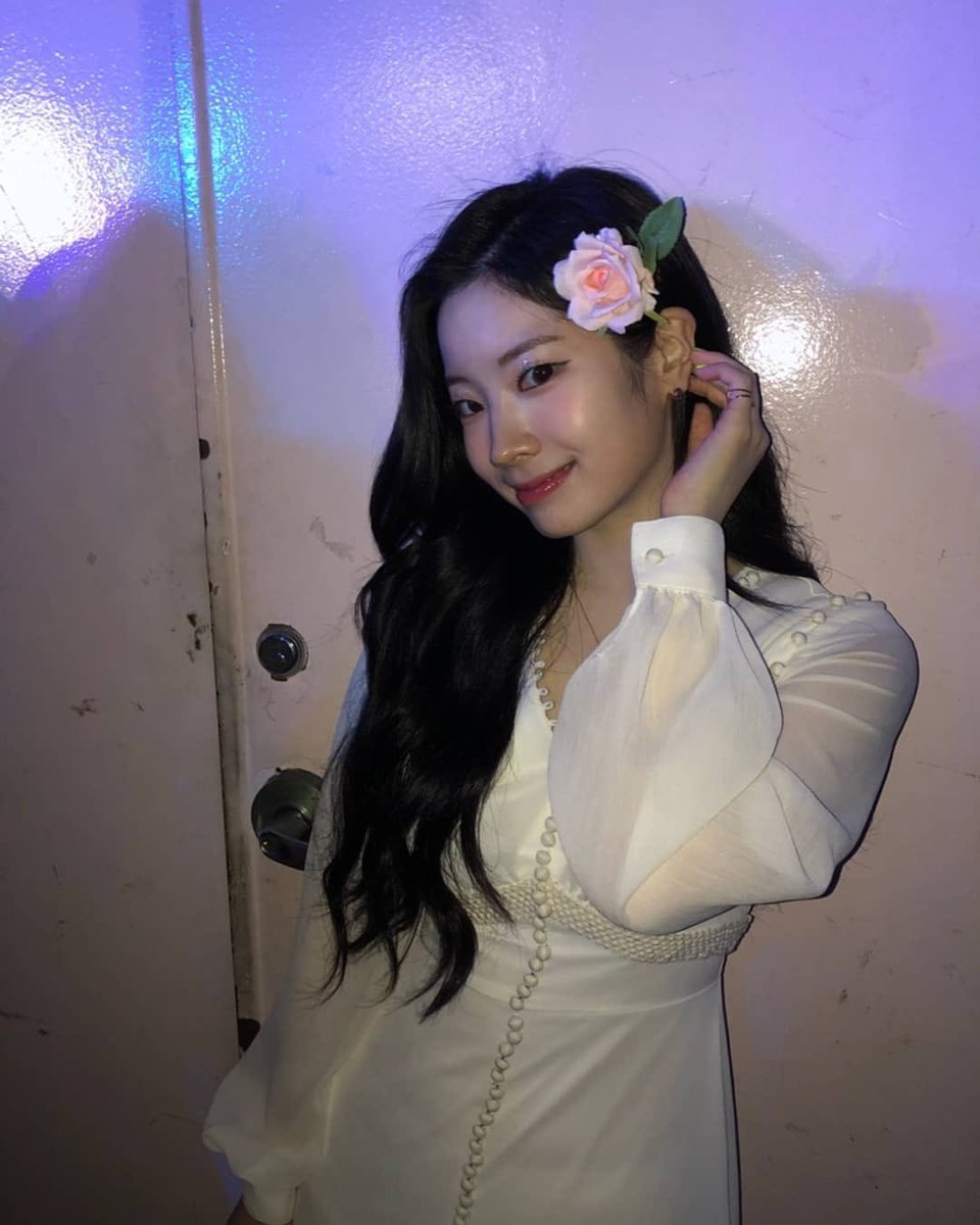 KimDaHyun_B's tweet photo. .˚💌!┊͙ Ene. 01;❞

— Año Nuevo con @mxmx_b en casa con nuestro bebé https://t.co/gFJGrluJ6y