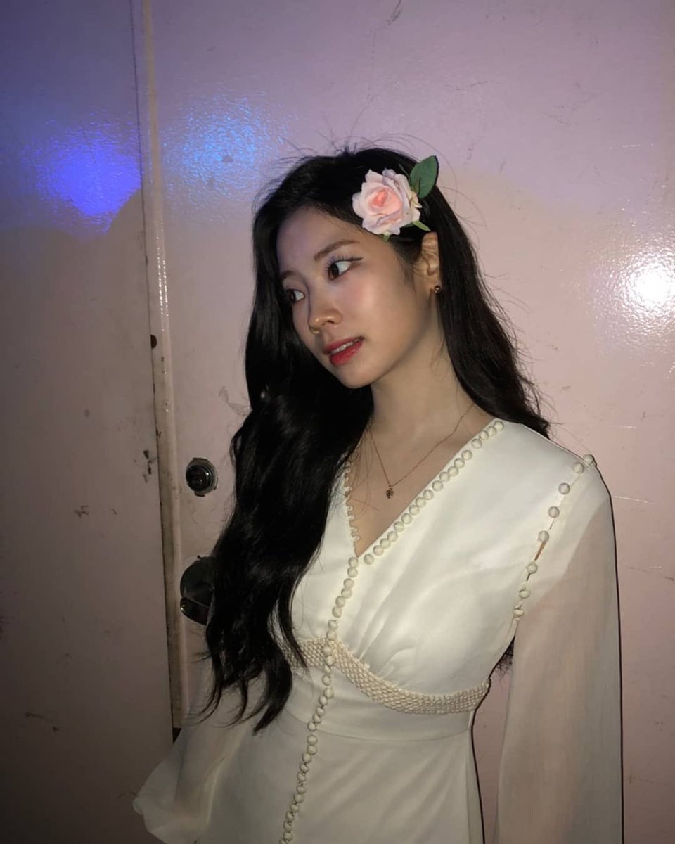 KimDaHyun_B's tweet photo. .˚💌!┊͙ Ene. 01;❞

— Año Nuevo con @mxmx_b en casa con nuestro bebé https://t.co/gFJGrluJ6y