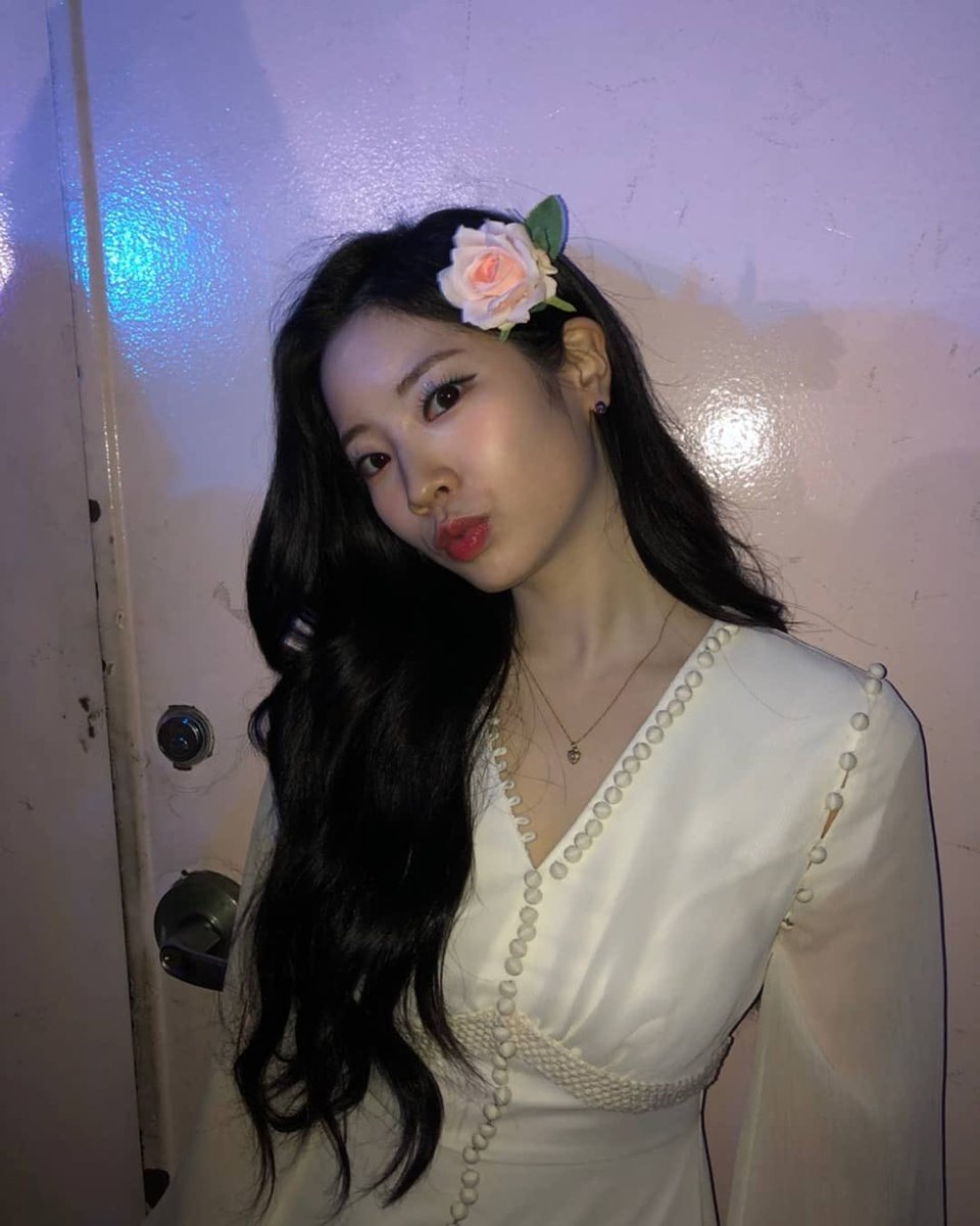 KimDaHyun_B's tweet photo. .˚💌!┊͙ Ene. 01;❞

— Año Nuevo con @mxmx_b en casa con nuestro bebé https://t.co/gFJGrluJ6y