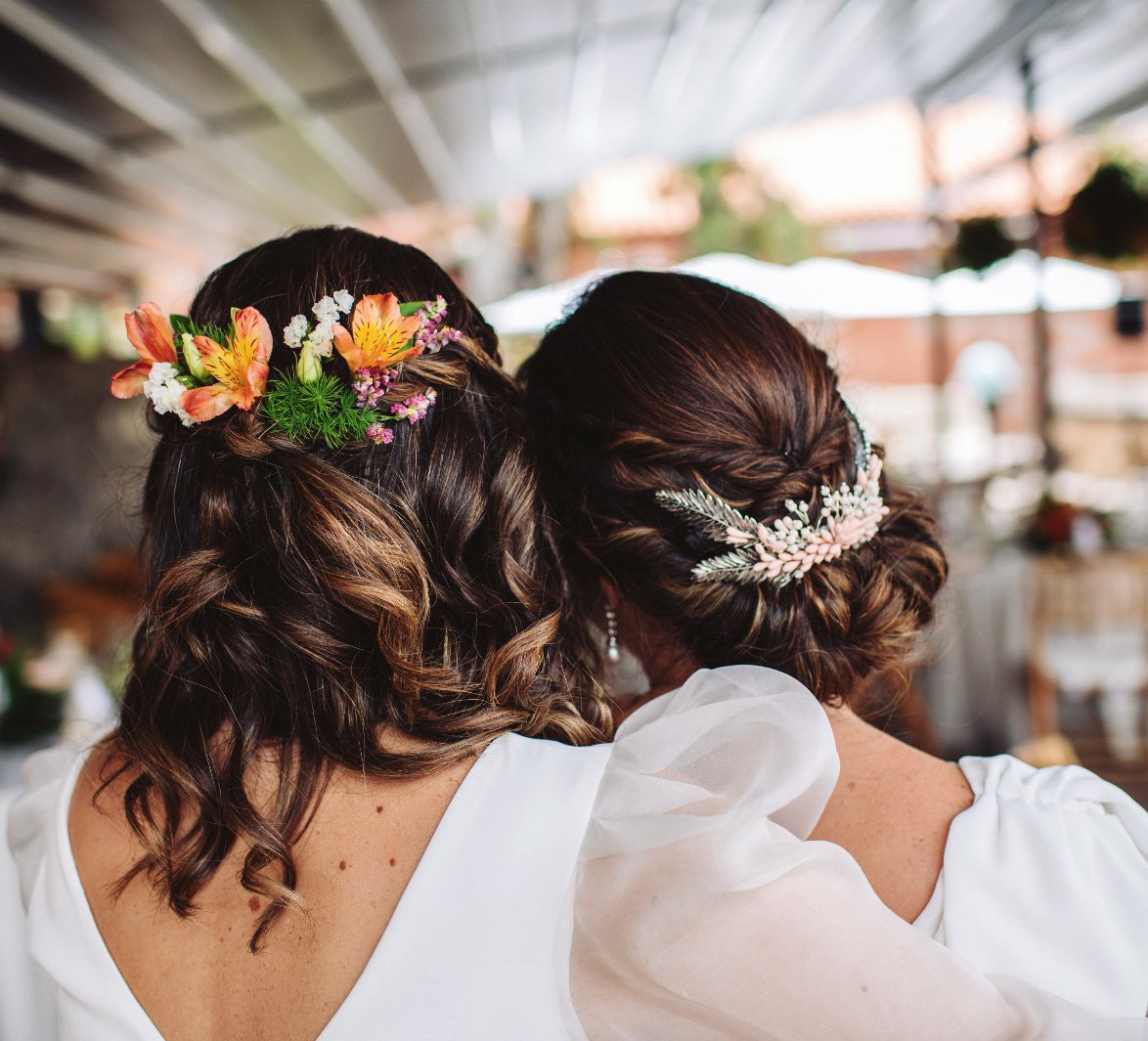 MusakTocados's tweet photo. Quédate a mi lado💞
#MuSak #HeadpiecesandMore
#tocadosnovia #novias #boda #invitada #tocados #corona #flores #wedding #bride #headpiece #tocadosinvitadas #ramosdenovia #guest #damasdehonor #weddingday #weddingdress #weddingtime #flowers #bridal #bridalheadpiece 
#peinadosbodas https://t.co/5Wf41tIsVA