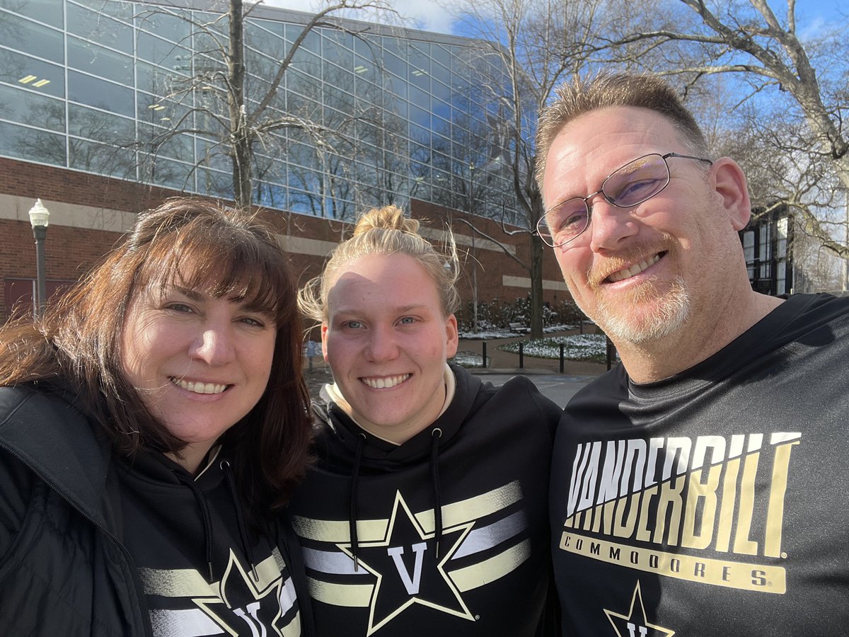 Theresa Hall Marvin tweet media