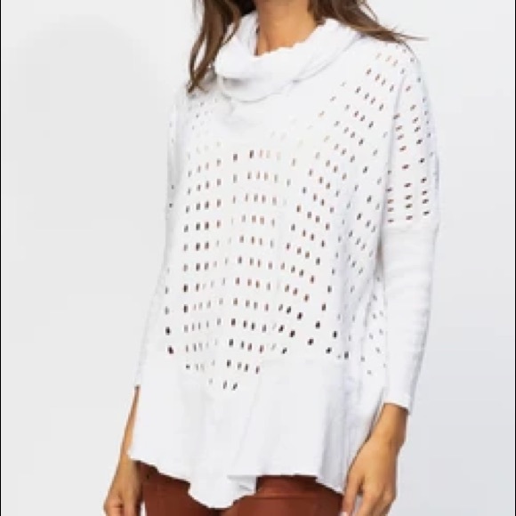 TippysTreasures's tweet photo. So good I had to share! Check out all the items I'm loving on @Poshmarkapp #poshmark #fashion #style #shopmycloset #loft #brixonivy #xcvi: https://t.co/vXOvCWvyOq https://t.co/r9LnjZ0pnF
