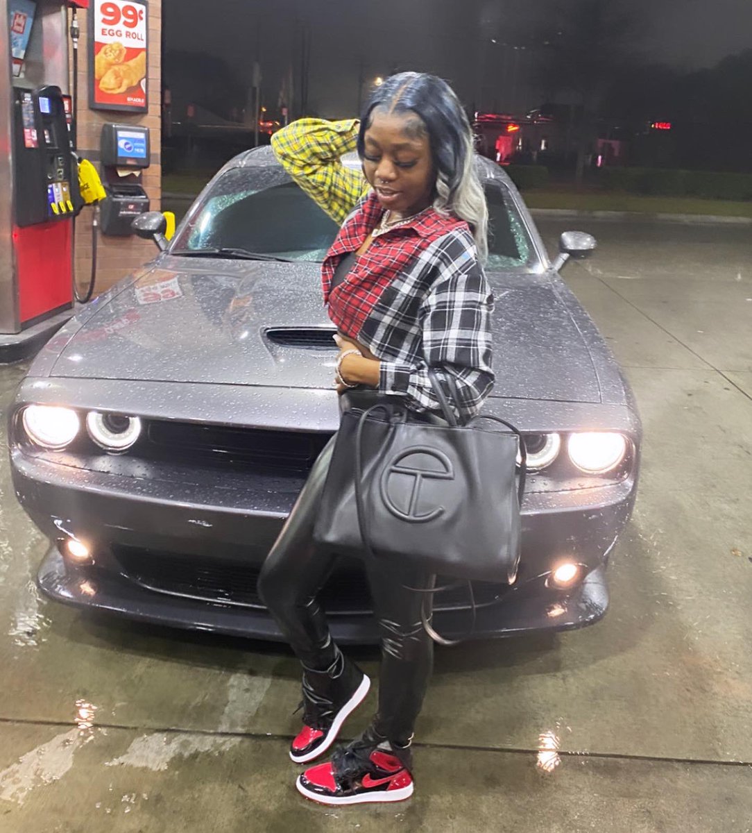 _1kmanii's tweet photo. ain’t gone say too much … 😈🖤🔥 https://t.co/7X91j5Lz3i