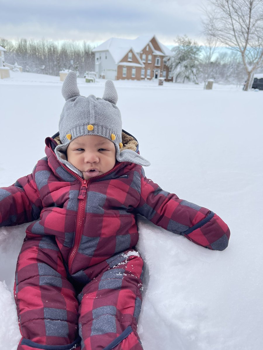 sweet_teelee's tweet photo. My grandson Dior’s 1st snow day. #Fox5SnowDay #babyitscoldoutside https://t.co/REPXWCnmtd