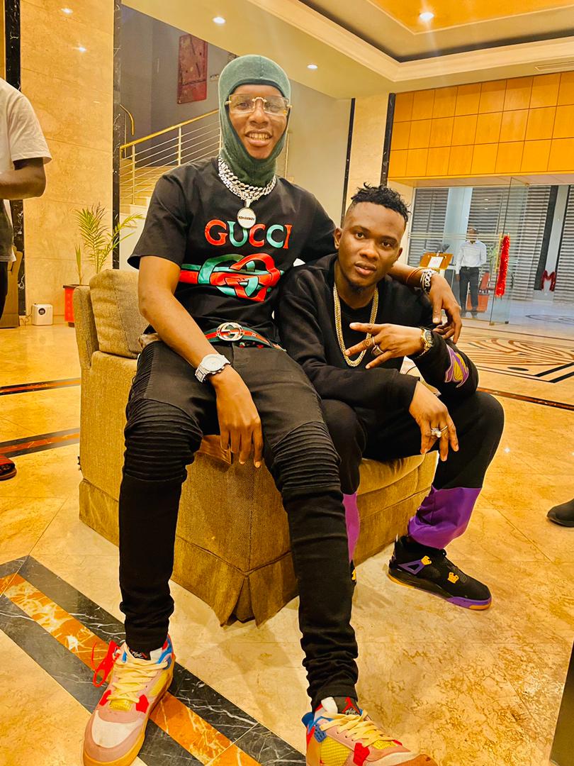 tabchisamaba's tweet photo. On vous passe le Salam 🙏.
Iba One 👉 https://t.co/dACIwO44UO
#300Guerriers #TeamGladia https://t.co/WZg9tmi2lF
