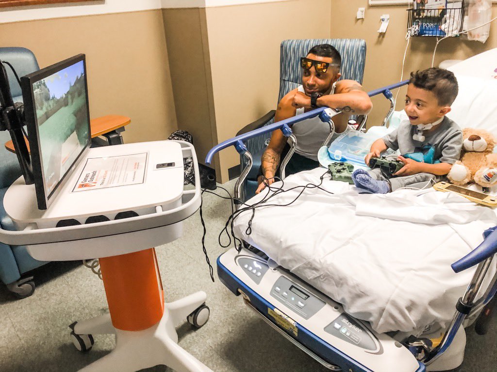 Entxurage's tweet photo. If we raise $3,500 we can put portable gaming consoles in children’s hospitals! 

This is something I wanted to do for a long time and I will even donate HALF of the money needed if y’all help me get half way there! 

Help me help the kids. https://t.co/rasx0VdB1c https://t.co/Vp5ffMEaT2