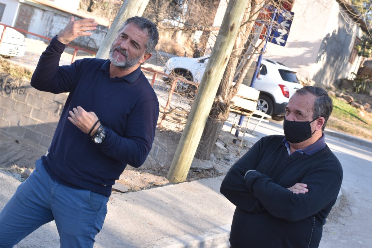 JuanMLucero88's tweet photo. ¡Felicitaciones @victorcurvino y Jorge! Desde ahora tienen la responsabilidad de llevar adelante la Defensoría del Pueblo. Cuentan con nosotros. https://t.co/tv3Zr2nmoE