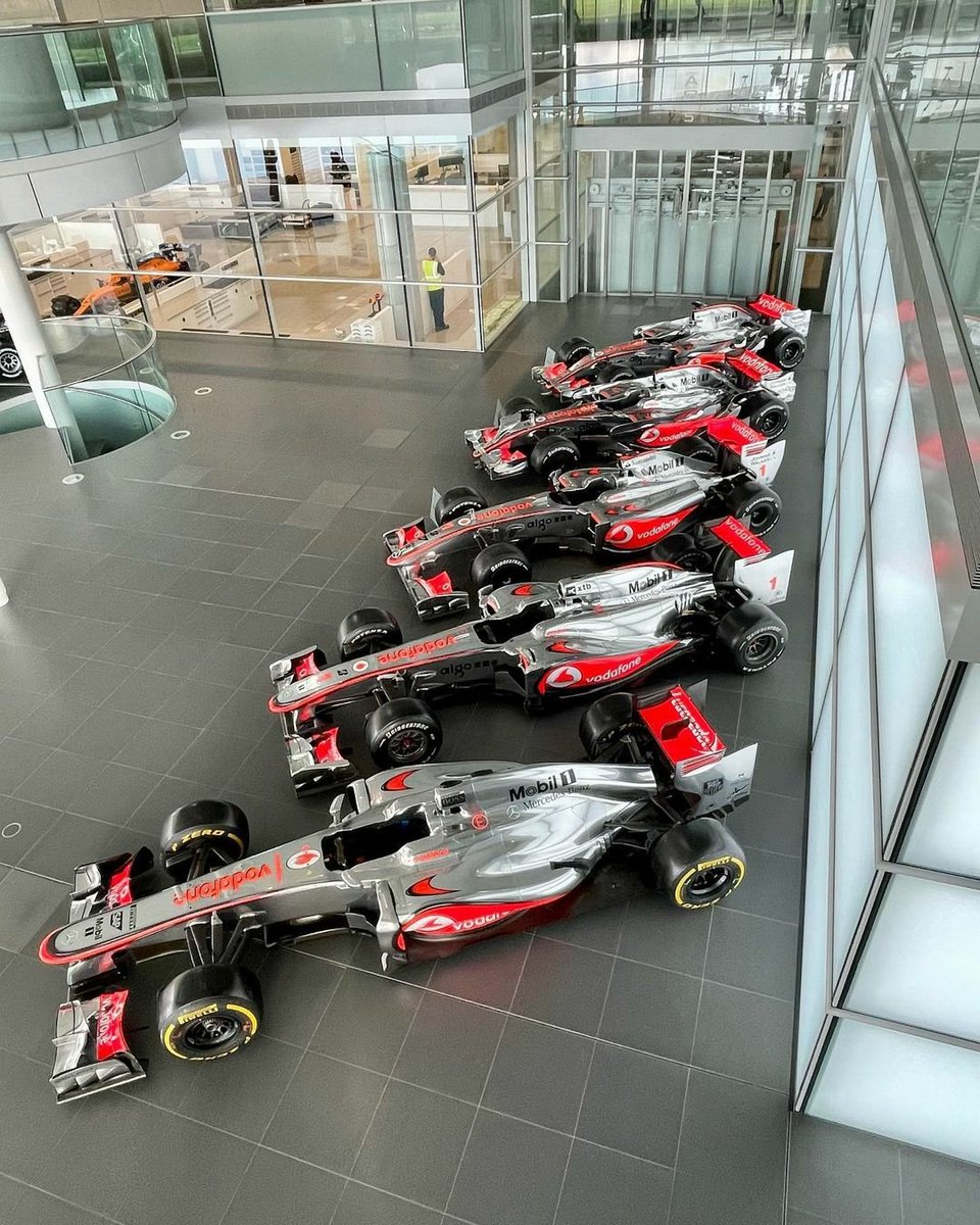 F1lippos's tweet photo. I can see 28 wins in this photo ๐
15,30% of total McLaren wins.
#McStats https://t.co/VgOZZGOY3y