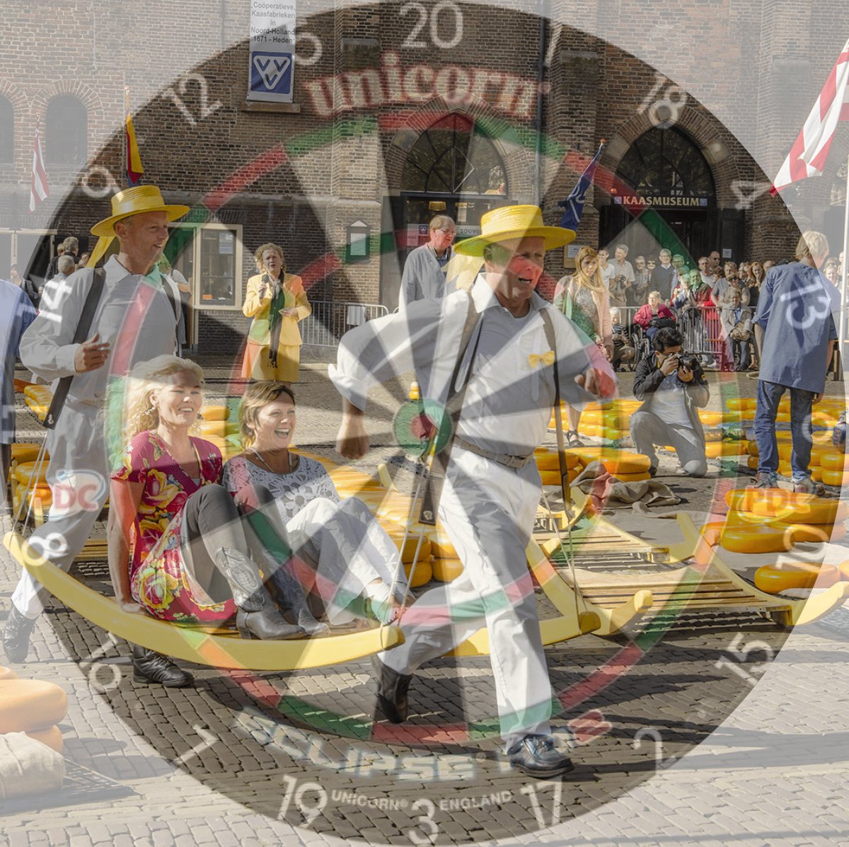 DolleBull's tweet photo. Even een uitstapje over het dartboard heen ... #rtl7darts #WHdarts #WorldChampionshipsDarts2022 #WKdarts2022 credits to Frank Visschraper 
@JJNieuwlaat @rtl7darts #Alkmaar #kaasmarkt https://t.co/mr40x6yL5A