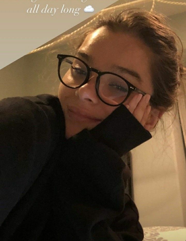 hourly hailee (@hourlyhaiz) on Twitter photo 