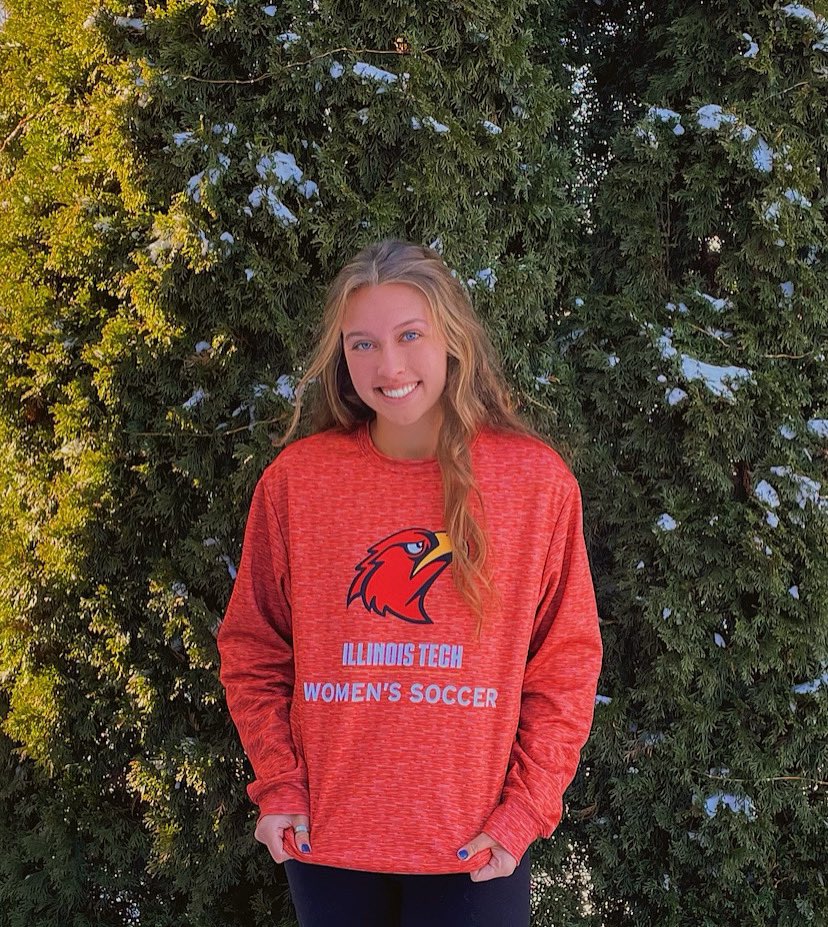 Illinois Tech Scarlet Hawks Women's Soccer Pullover Hoodie - Scarlet