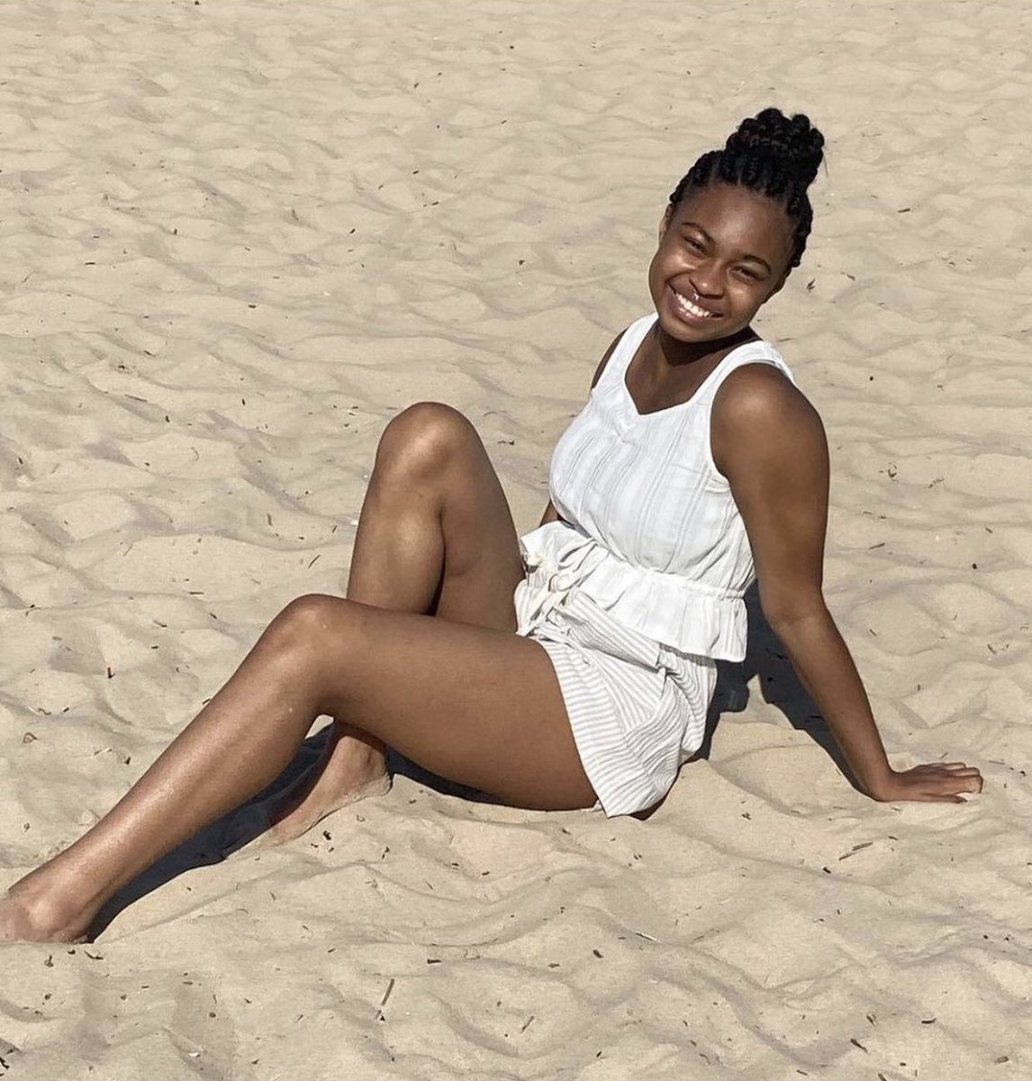 chaoticorhonest's tweet photo. Unfortunately Taleah Lowe’s death was ruled an accidental drowning but it just doesn’t add up. She had a condition that left one of her arms mostly paralyzed and never got in the water for that reason, and lake swimming in October? Links below. #TaleahLowe https://t.co/Za1wVEIMjD