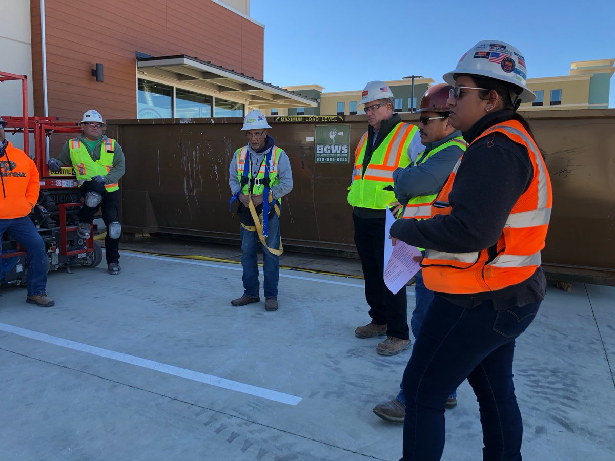 SpawGlass1953's tweet photo. Our team members are starting 2022 off right by setting aside time to focus on safety! Safety Stand Downs were held at jobsites &amp; offices across TX to discuss the importance of safety, leading causes of incidents &amp; steps to avoid incidents. #ZeroToday #SafetyMindset #GoHomeSafe https://t.co/pbT3j92vjO