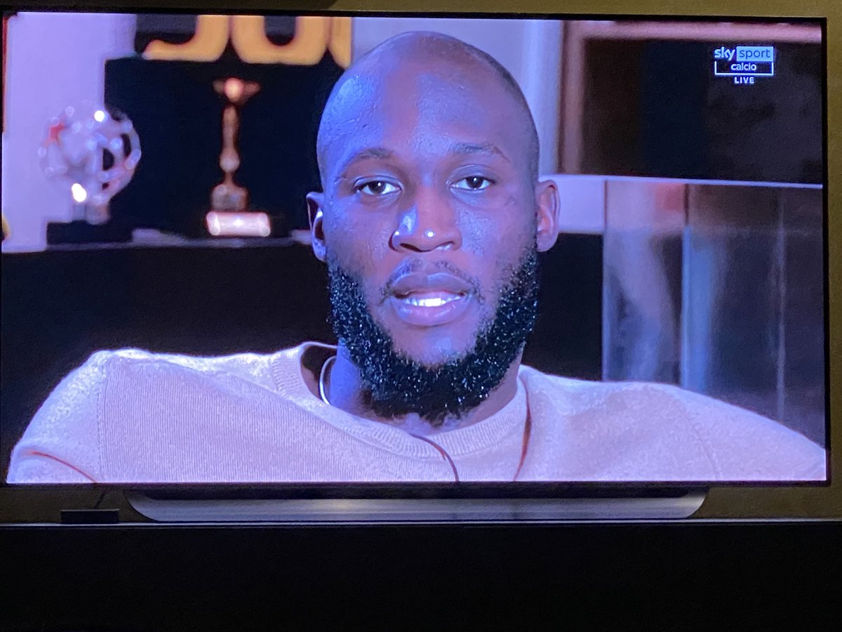 Guido_Cimurro's tweet photo. Vi prego basta 🙏🏻🙏🏻🙏🏻🙏🏻🙏🏻🙏🏻
Sono 3 giorni che ci gonfiate i maroni con le scuse di Lukaku, bastaaaaaa
#skyinter https://t.co/w5kogoSc4G