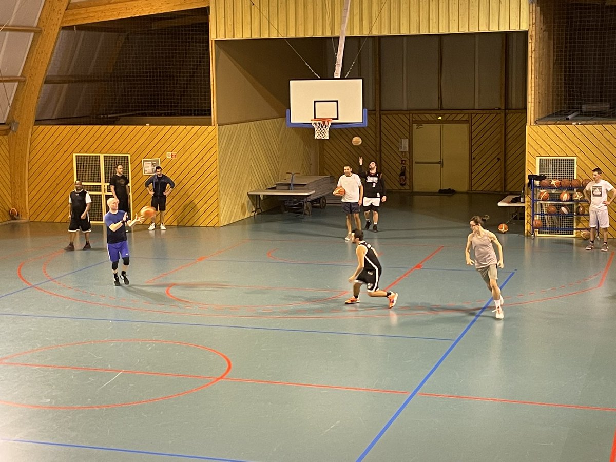 Asmd Basket tweet media