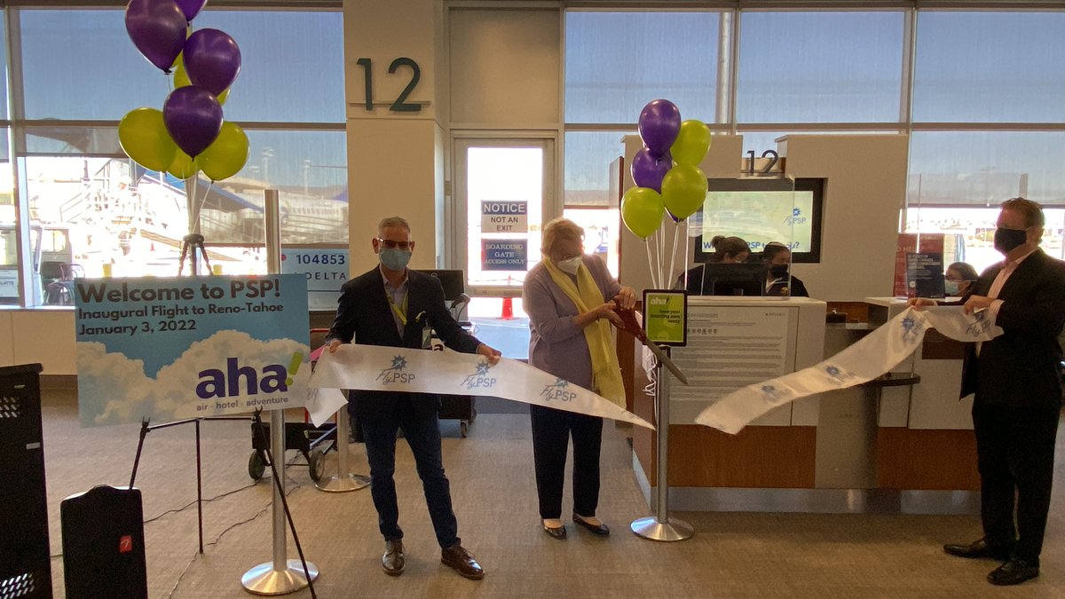 flyPSP's tweet photo. @ahaairlines landed at PSP today with year-round nonstop service to @RenoAirport! We now have 13 airlines and 36 nonstop routes in season, and 15 year-round nonstop routes! 

#flyPSP #flyPalmSprings #PalmSprings #Reno #tahoe https://t.co/qYhHVgsQ98