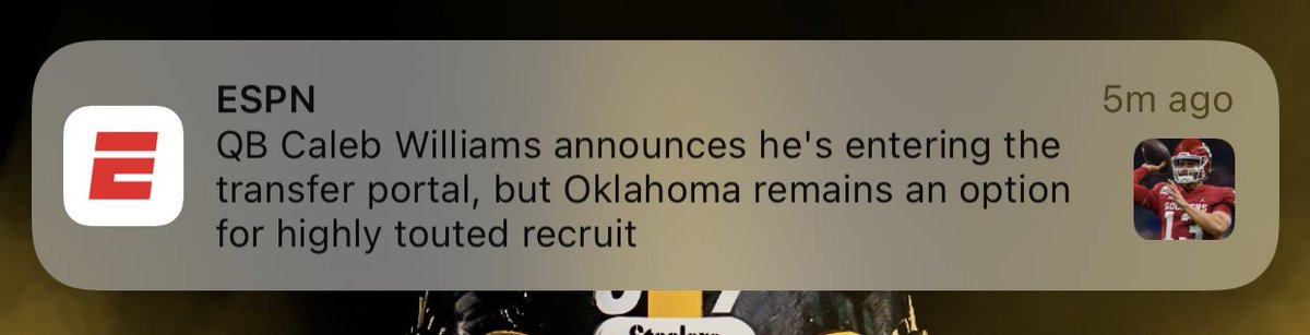 Alex_Yun25's tweet photo. USC here he comes 🙄😖 take it easy on us at Oregon big dawg 😭😭 #USCfootball #OregonFootball #DMV #PGcounty https://t.co/fGcOaEpIP2