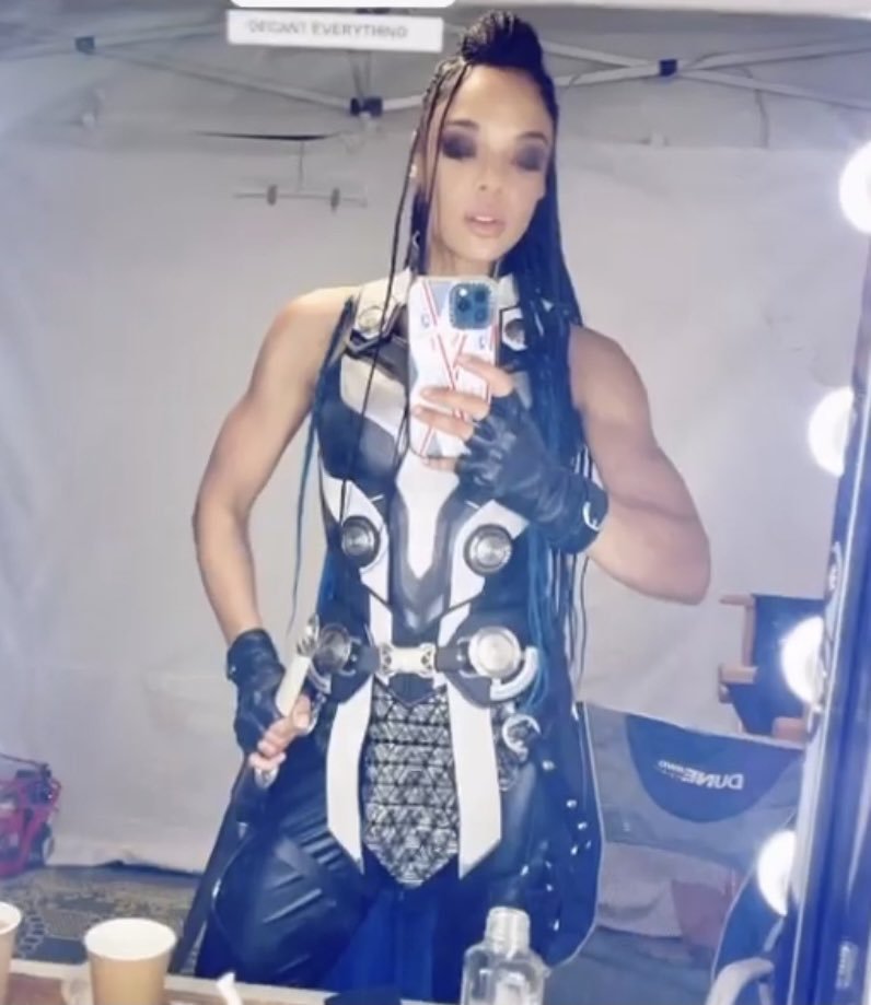 EverythingCBM's tweet photo. Valk suit leak from #ThorLoveAndThunder #LoveAndThunder #THOR #Thor4 #Marvel #Valkyrie https://t.co/zHBhNXIsE9