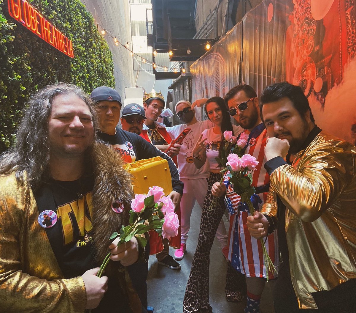 finelytaylored's tweet photo. Did someone say … faction of the year?
#FinstockExchange 😎💛 https://t.co/CEsh584rfW