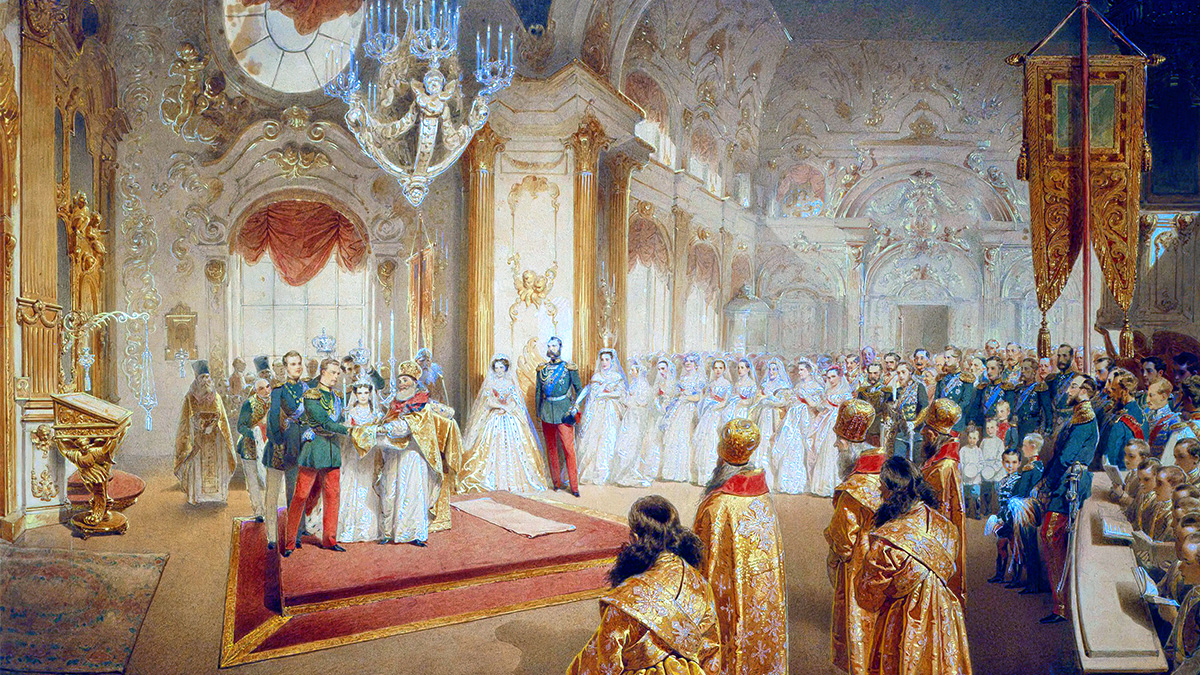 AlixAndMinnie's tweet photo. Princess Minnie of Denmark was devastated when her fiancé, Nicholas, the future Russian Tsar, died of illness before they wed. On his deathbed, Nicholas asked that Minnie marry his younger brother, Sasha, who was next in line to the throne. #mustread #Royalty #AlixandMinnie https://t.co/SDP8MOaqbR