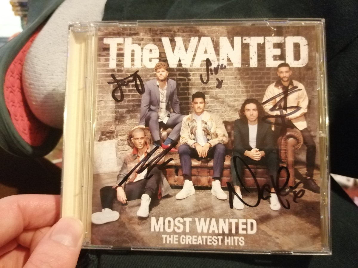 After getting this for my birthday today, I think this is definitely a sign to see <a href="/thewanted/">The Wanted</a> in concert now 😎 This is so awesome! <a href="/MaxGeorge/">Max George</a> <a href="/TomParker/">Thomas Parker</a> <a href="/SivaKaneswaran/">Siva Kaneswaran</a> <a href="/NathanSykes/">Nathan Sykes</a> <a href="/JayMcGuiness/">Jay McGuiness</a>