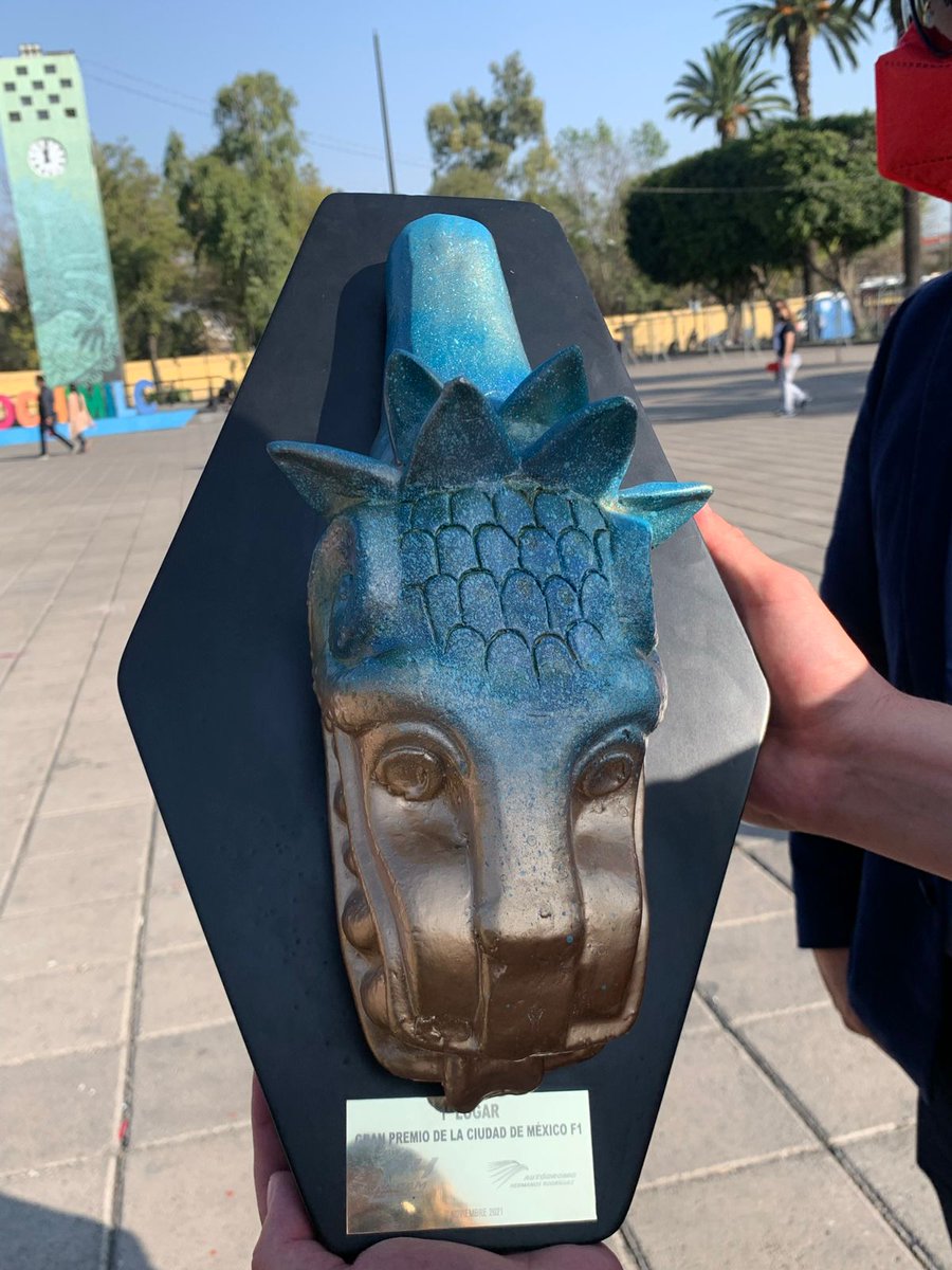 artiedrivermx's tweet photo. Recordando este gran trofeo del #MexicoGP 🏆😍
Remembering this great trophy of the #MexicoGP 🏆😍
#ArtieDriver #ArtieFlores #Flexi #GoFlexi @XochimilcoAl https://t.co/7F1QRfe6OF