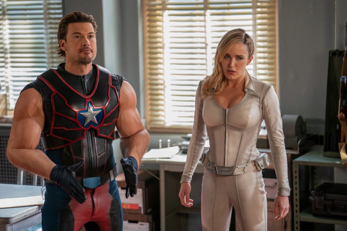 dcmmcu's tweet photo. I can’t wait to see this Evil Duo!!! #LegendsOfTomorrow https://t.co/ESt0czlkMS