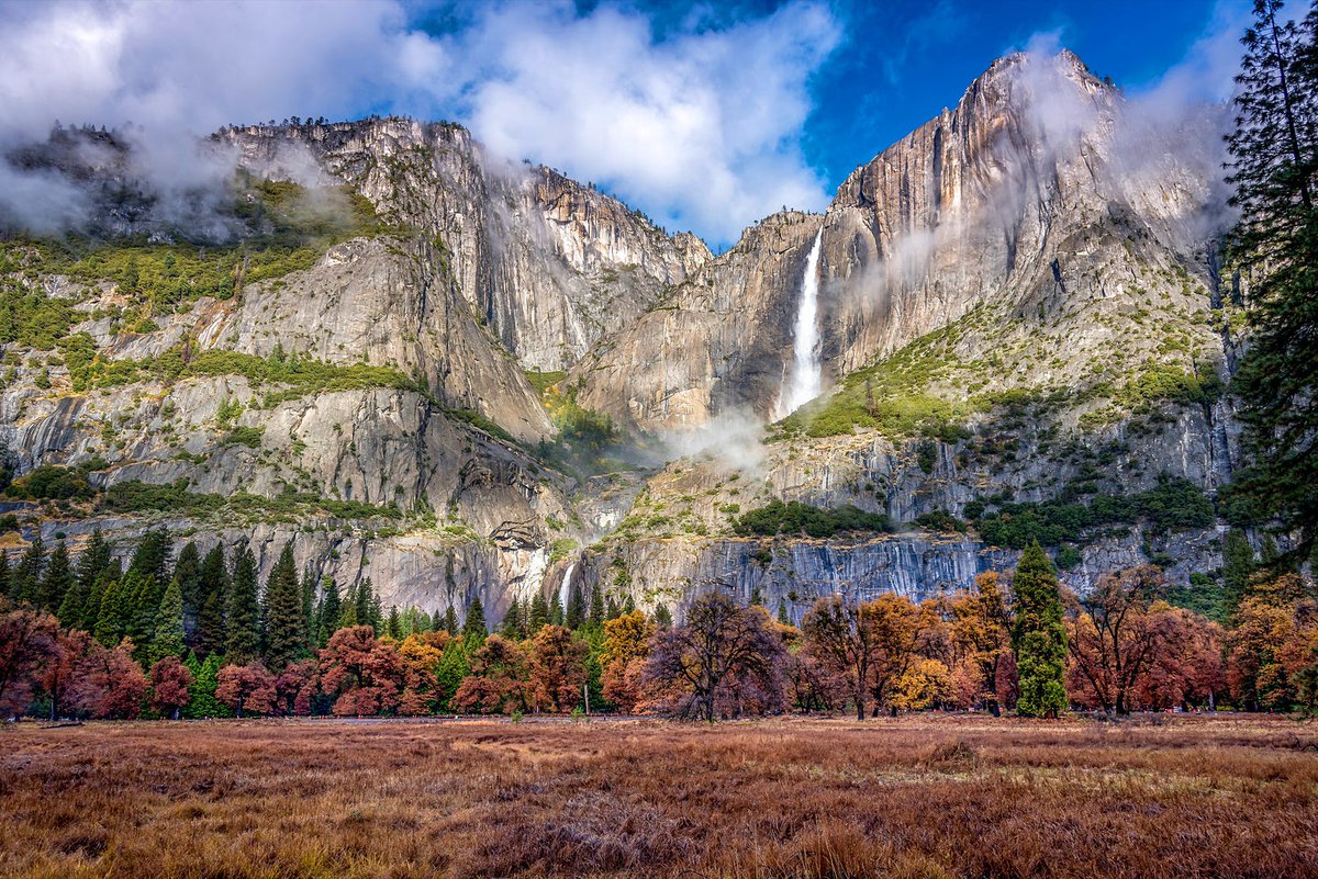 jdrummondrealty's tweet photo. The scenery in Yosemite #NationalPark is like no other. #travelmore  https://t.co/SZk32yvtNC https://t.co/4ib7ImOvjq