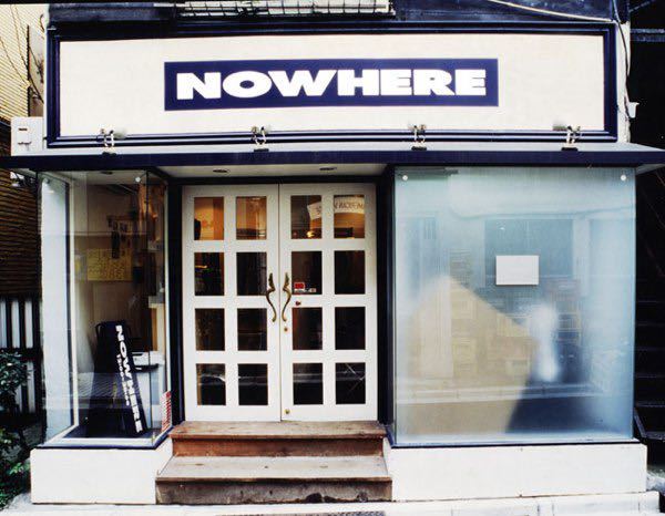 wdavidmarx's tweet photo. AMETORA MINI-STORIES #1
The Little-Known Origin of A BATHING APE's Brand Name

In 1993, NIGO® and Jun Takahashi opened their boutique NOWHERE in the backstreets of Harajuku under the tutelage of Hiroshi Fujiwara. https://t.co/k1l61xPoIk