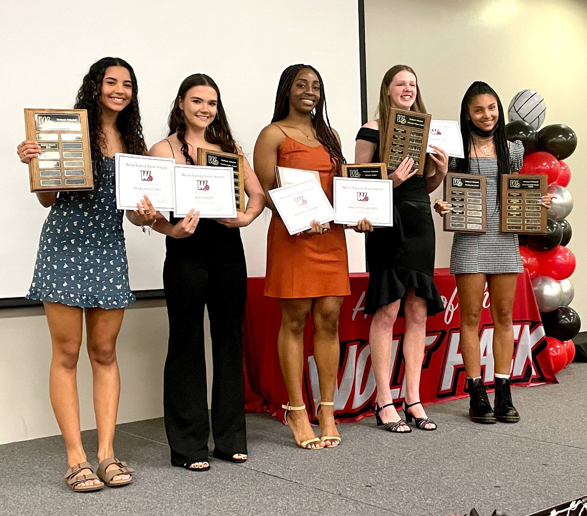 Weiss Volleyball tweet media