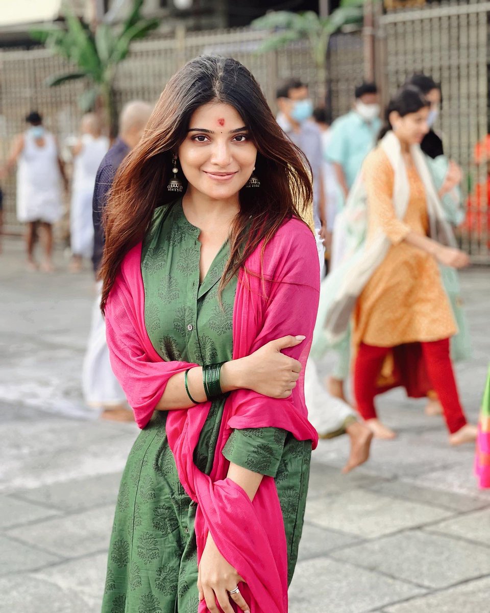 Aathmika tweet media