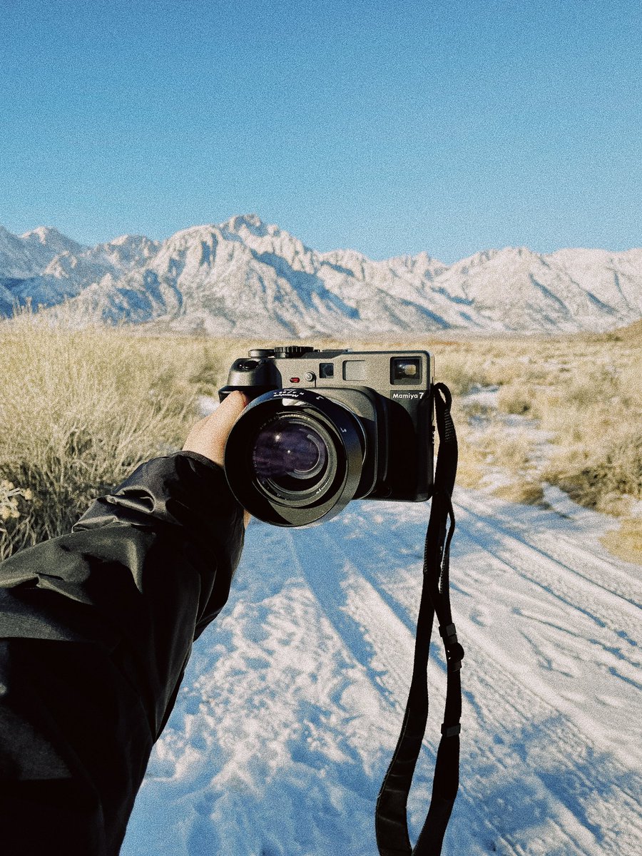 jacobetovar's tweet photo. the camera    🤝    the scans #mamiya7 https://t.co/vgQMwKHSQt