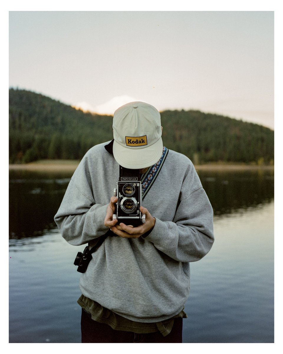 jacobetovar's tweet photo. the camera    🤝    the scans #mamiya7 https://t.co/vgQMwKHSQt