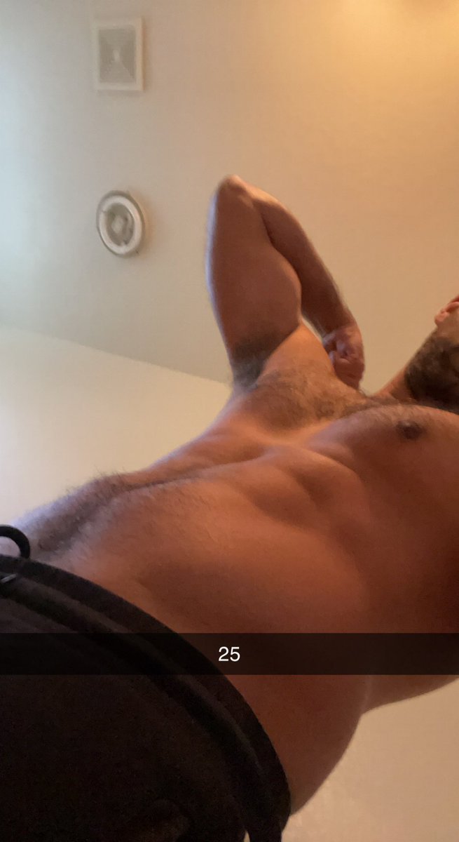 chadnunes4's tweet photo. @orangie @JackedApeClub Just a little jacked https://t.co/bWlRQG8Lqs