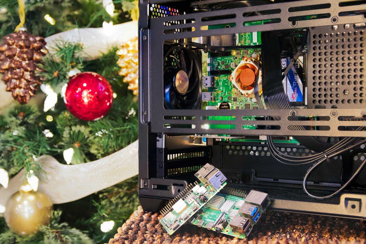 PaskLab's tweet photo. Let's begin 2022 in force, #BerryPool got an upgrade!
Welcome to the Raspberry Pi big brother, the LX2 Honeycomb, a 16 cores ARM beast with 64GB Ram!
We are pleased to offer our delegators some extra horsepower!
You can read the story on medium: https://t.co/1qabtEchyV https://t.co/qEgE7ELVes