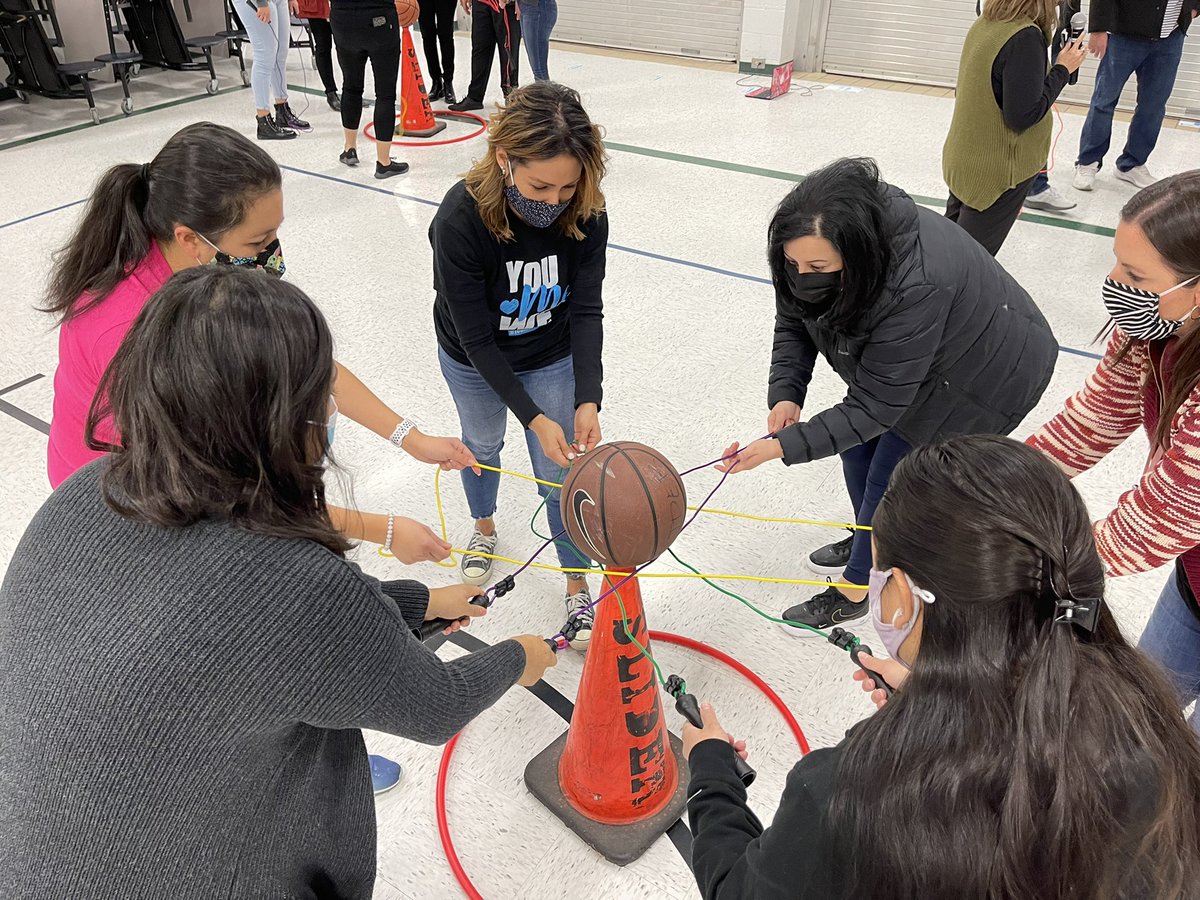 WDSlider_MS's tweet photo. Great team building activities this morning with our Stallion educators. Taking the Indiana challenge to the next level. #TeamSISD #WebeforeMe #StallionsLeadTheWay https://t.co/lYTV7kNsp3
