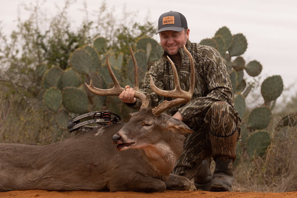thelindseyway's tweet photo. Our first hour in Texas hunt is LIVE on our channel! An 8.5 yr old, double throat patched buck that we got lucky on right out of the gate! 
<peep our story or link in profile> https://t.co/2d4ippkAwq