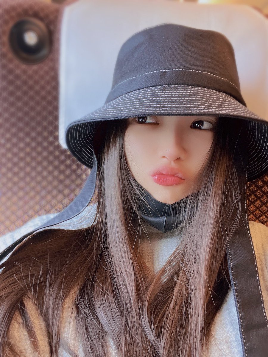 jun_amaki's tweet photo. 地元帰って家族にも
おじいちゃんおばあちゃん
従姉弟家族にも会えて
友達にも会えて初詣もできて
美味しいご飯も沢山食べて
サウナにも行けて
エネルギーチャージ完了。
2022年本気で始めちゃいますか🧡:) https://t.co/o1jESDXeLB