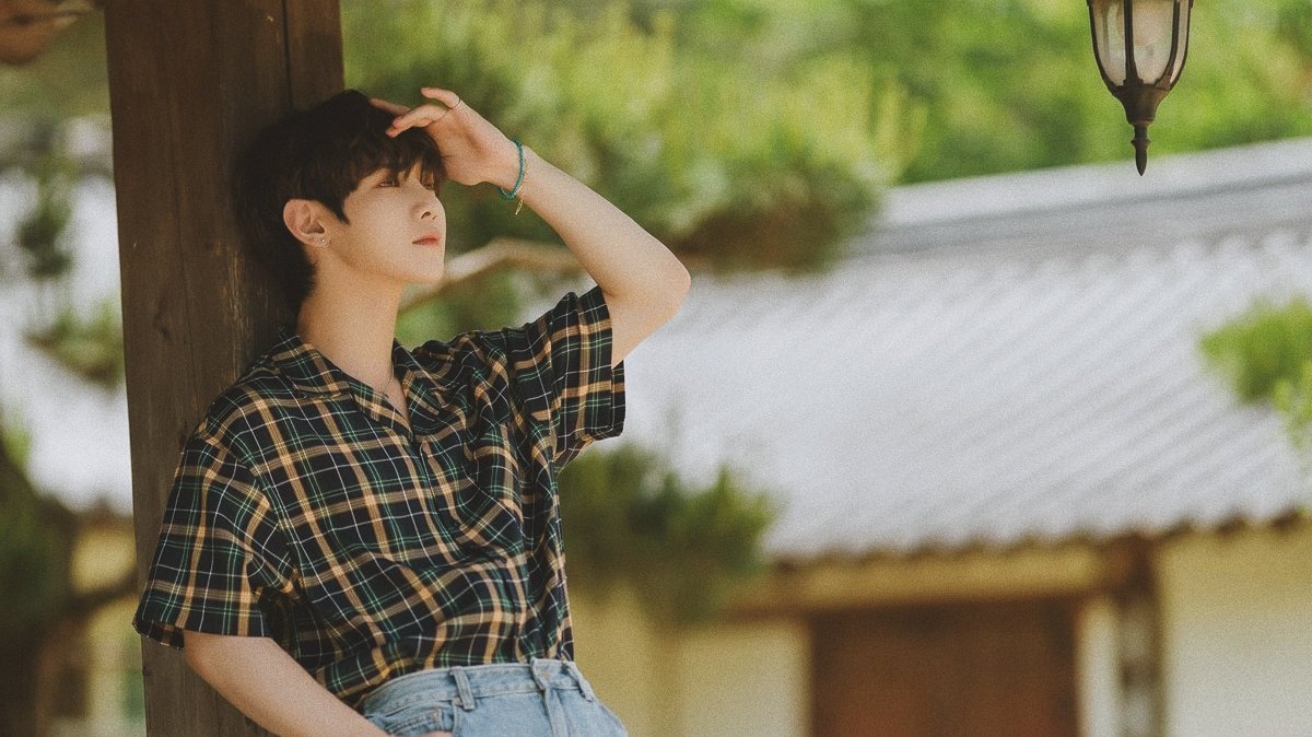 ywzdiary's tweet image. this look on yeosang is EVERYTHING