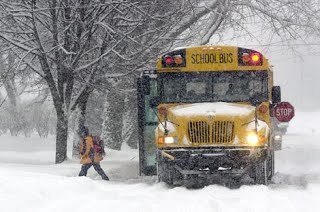 TeninoSD's tweet photo. Good Evening Families,

Tenino Schools will be ON TIME tomorrow, Jan. 4th! Due to less than ideal conditions of many arterial streets, buses will continue operating on Snow Routes only and there will be NO out of district transportation. 

Stay safe &amp; warm!! https://t.co/RO2xZnMwM9