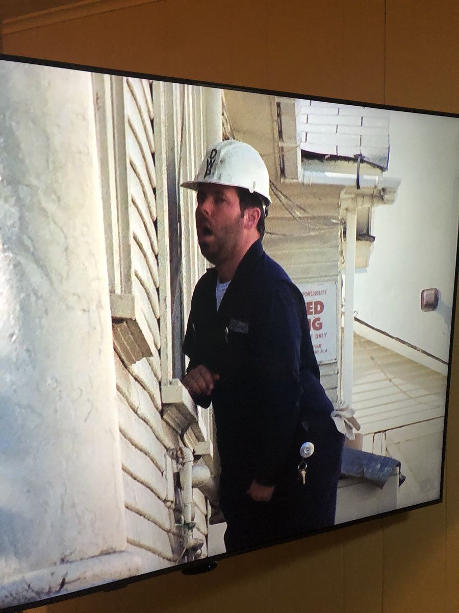 ferg200's tweet photo. @bertkreischer is this you? https://t.co/qIS06oQXyW