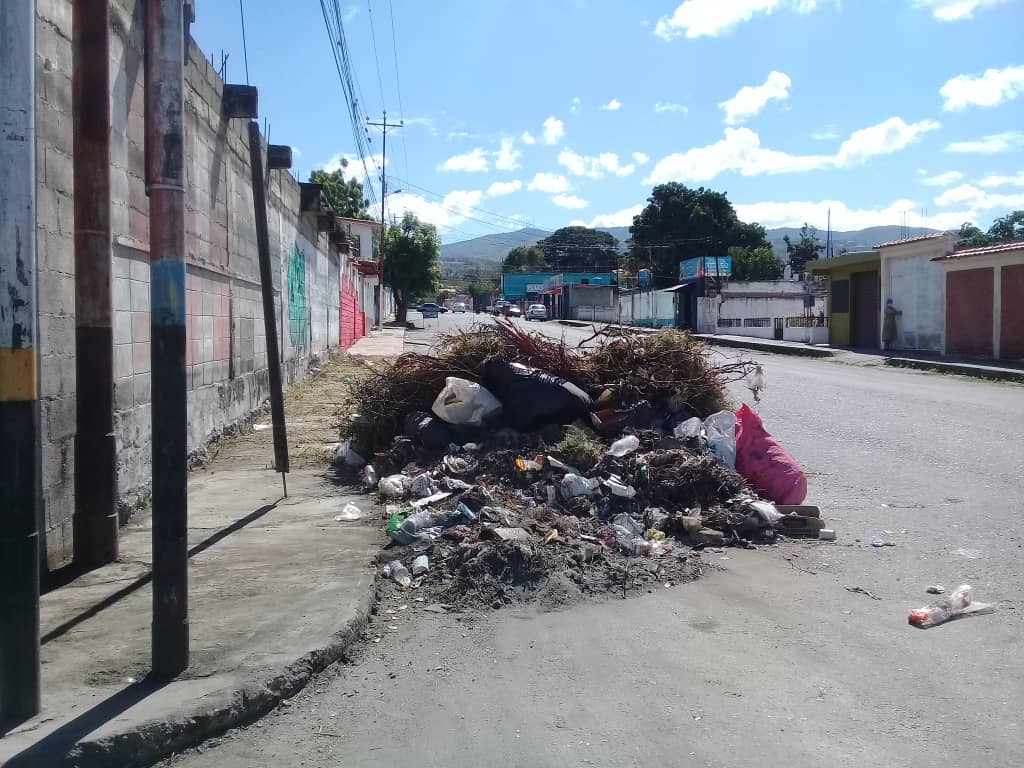 Alcaldía Bolivariana de Palavecino tweet media